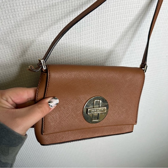 Kate Spade | Small Brown Crossbody bag Purse Flip Top - Picture 2 of 8